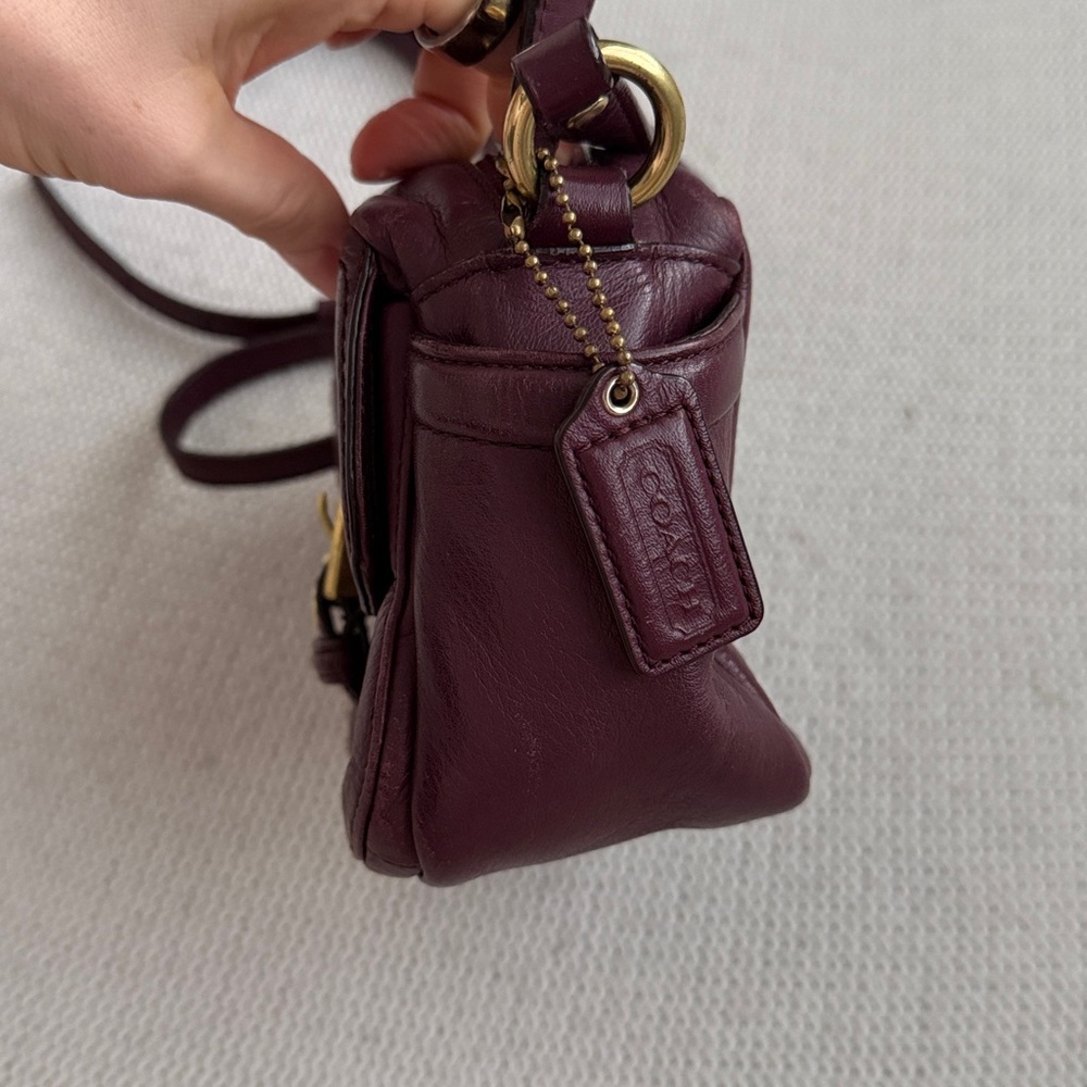 Vintage COACH Burgundy Leather Crossbody Bag - Picture 9 of 13
